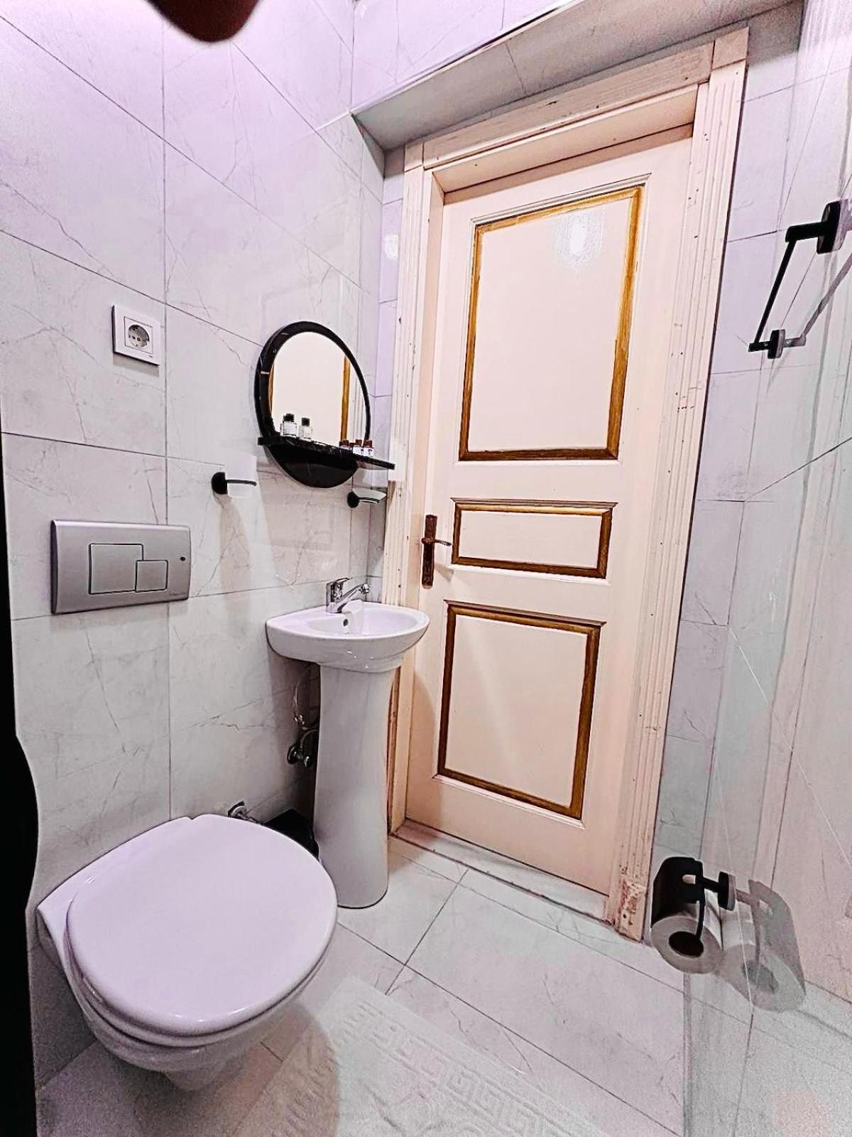 Alhambra Apart Hotel Стамбул Экстерьер фото