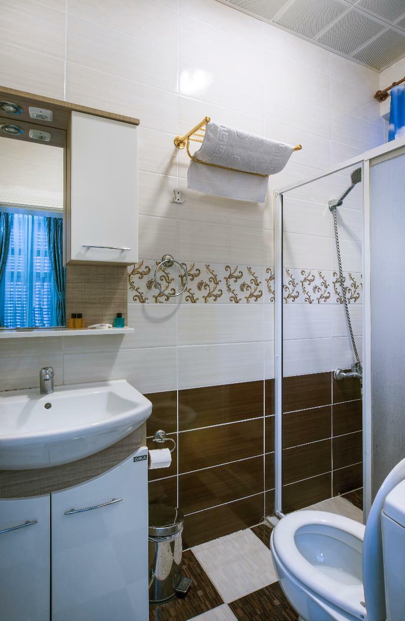 Alhambra Apart Hotel Стамбул Экстерьер фото